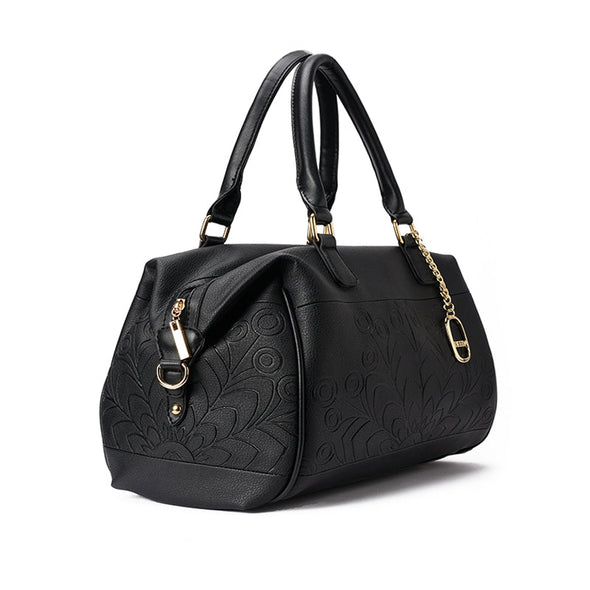 LILLY DUFFLE BAG  -  BLACK