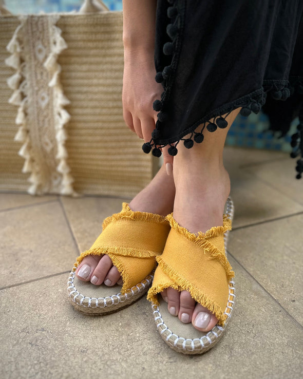 CRISS-CROSS CANVAS FLATS - MUSTARD