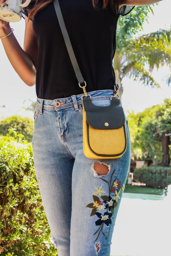 MISKA MOBILE BAG - MUSTARD x PINE GREEN