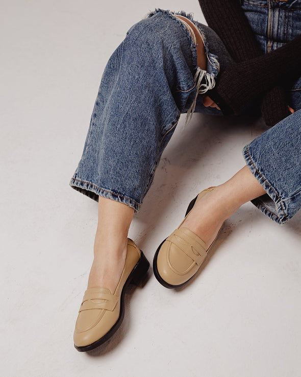 PENNY LOAFERS - BEIGE